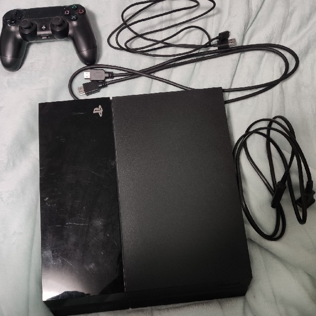 PS4 本体　新品