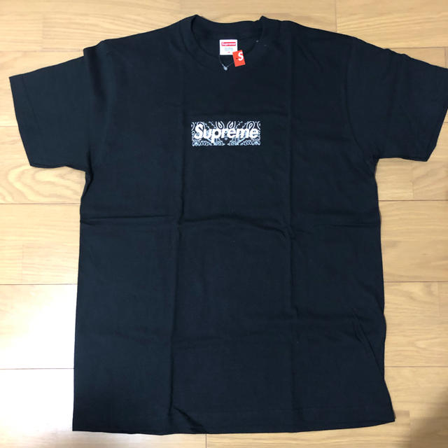 Supreme(シュプリーム)のSupreme Bandana Box Logo Tee 黒 M black メンズのトップス(Tシャツ/カットソー(半袖/袖なし))の商品写真