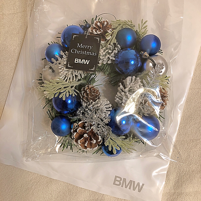 BMW(ビーエムダブリュー)のBMW  非売品　クリスマス　リース　草花　壁飾り　オーナメント ハンドメイドのインテリア/家具(インテリア雑貨)の商品写真