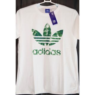 アディダス(adidas)の☆値下げ中☆ adidas　アディダス　ビッグロゴ　ホワイト　Lサイズ(Tシャツ/カットソー(半袖/袖なし))