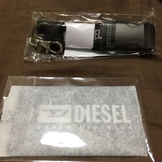 ディーゼル(DIESEL)のDIESEL カードホルダー ネックストラップ ノベルティ(名刺入れ/定期入れ)