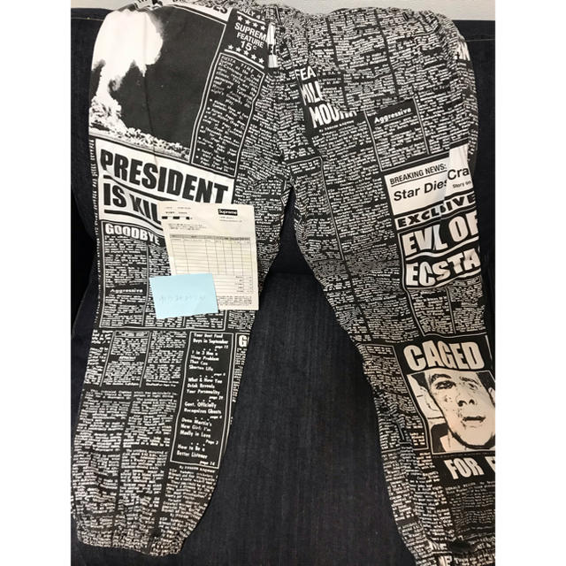 SALE定番人気 Supreme supreme Newsprint Skate Pant シュプリームの通販 by CJD｜シュプリームなら