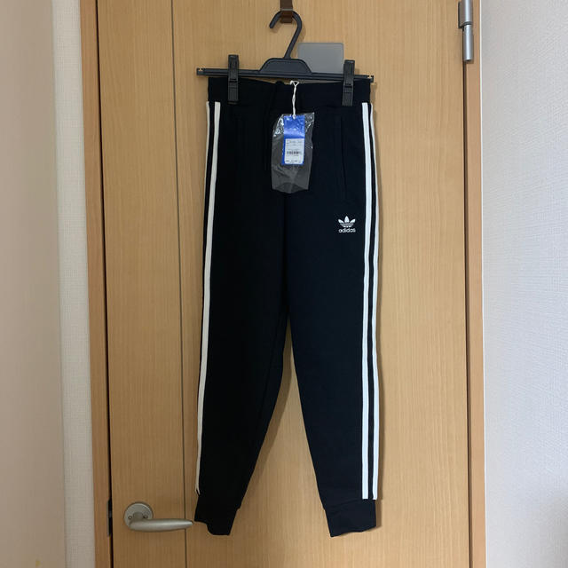 adidas ラインパンツ　新品