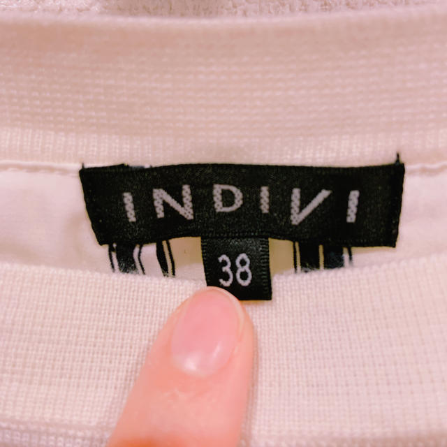 INDIVI(インディヴィ)の美品　INDIVI  切替ニットブラウス　 レディースのトップス(ニット/セーター)の商品写真