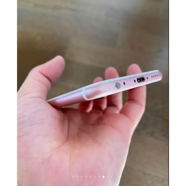 Apple(アップル)のiPhone6s Rose Gold 64GB SIMフリー スマホ/家電/カメラのスマートフォン/携帯電話(スマートフォン本体)の商品写真