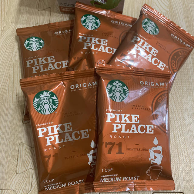 Starbucks Coffee(スターバックスコーヒー)のSTARBUCKS ドリップコーヒー　5袋 食品/飲料/酒の飲料(コーヒー)の商品写真