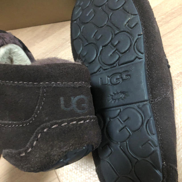 UGG(アグ)のUGG アグ　モカシン　スリッポン　更にお値下げ！ レディースの靴/シューズ(スリッポン/モカシン)の商品写真