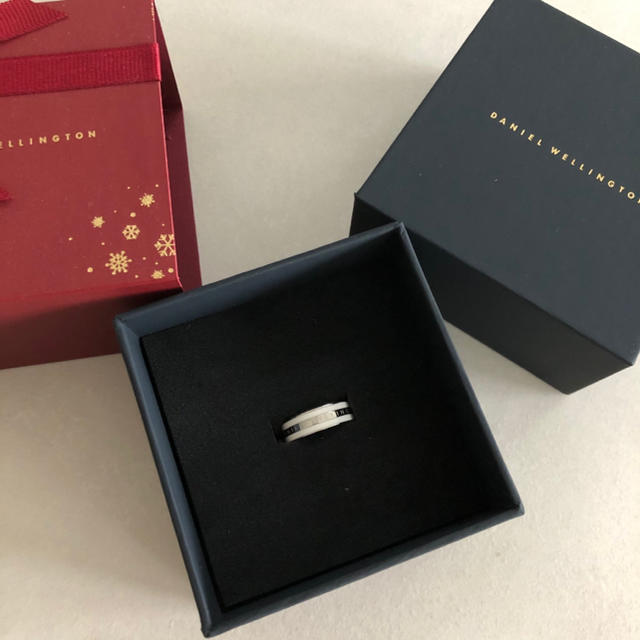 Daniel Wellington(ダニエルウェリントン)の新品✡︎ダニエルウェリントンCLASSIC RING SATIN9号 レディースのアクセサリー(リング(指輪))の商品写真