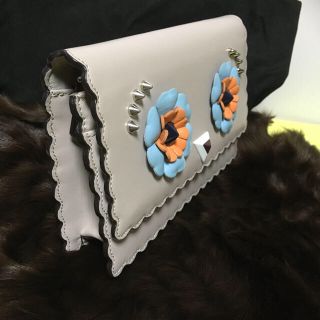 フェンディ(FENDI)のMou♡様専用【美品】FENDI 財布内蔵ミニバッグ　モンスター(ショルダーバッグ)