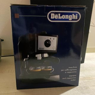 デロンギ(DeLonghi)のDeLonghi EC152J エスプレッソ　カプチーノメーカー　新品未使用(エスプレッソマシン)