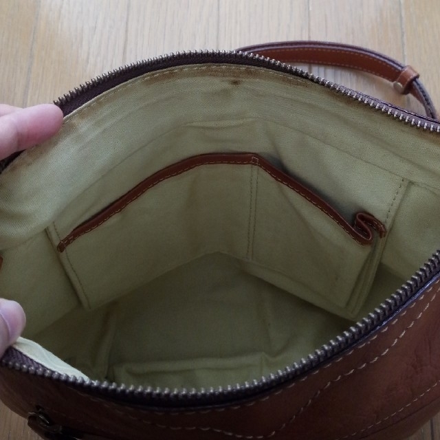 Dakota(ダコタ)のDakota ダコタ ショルダーバッグ キャメル色  レディースのバッグ(ショルダーバッグ)の商品写真