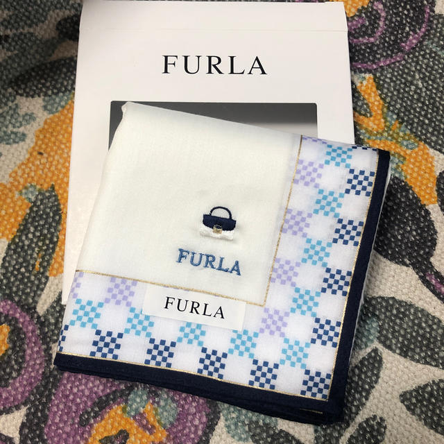 Furla(フルラ)のFURLA  ハンカチ レディースのファッション小物(ハンカチ)の商品写真