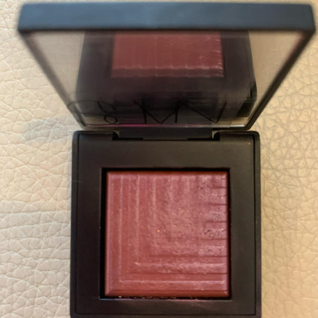 NARS(ナーズ)のNARS DUAL INTENSITY EYESHADOW 1930  コスメ/美容のベースメイク/化粧品(アイシャドウ)の商品写真