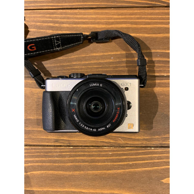 Panasonic(パナソニック)の【さんま様専用】DMC-GX1 ミラーレス一眼カメラ Panasonic スマホ/家電/カメラのカメラ(ミラーレス一眼)の商品写真