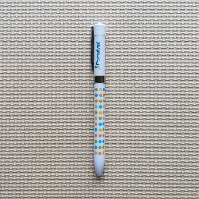 三菱鉛筆(ミツビシエンピツ)のJETSTREAM Fシリーズ3色 2&1 計4本セット インテリア/住まい/日用品の文房具(ペン/マーカー)の商品写真