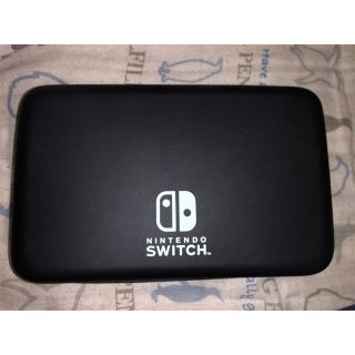 ニンテンドースイッチ(Nintendo Switch)の純正 任天堂 Switch ケース(家庭用ゲーム機本体)