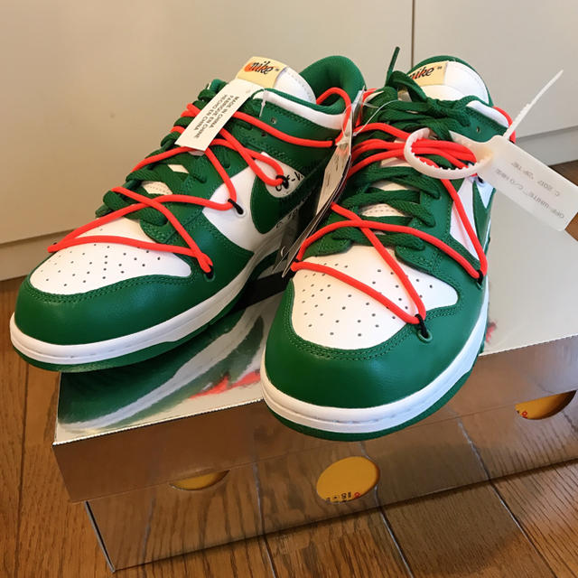 【専用】nike DUNK Off White 28cm スニーカー 完売