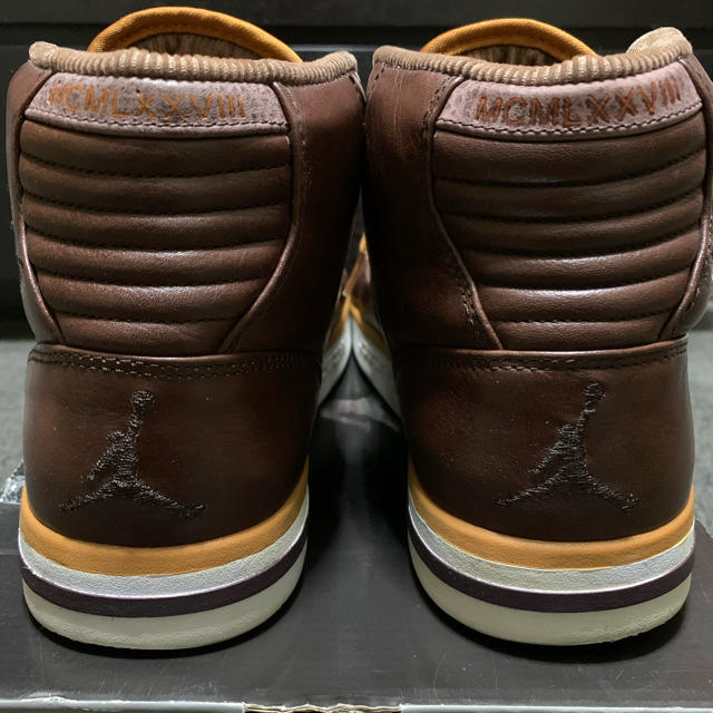 NIKE(ナイキ)のJORDAN PHLY LEGEND PREMIER メンズの靴/シューズ(スニーカー)の商品写真