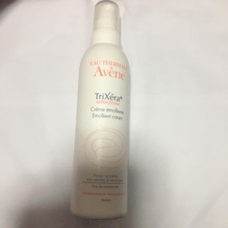 アベンヌ(Avene)のアベンヌ♪トリクセラプラス♪エモリエントクリーム♪全身用保湿クリーム(ボディクリーム)