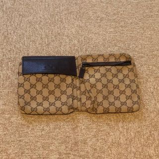 グッチ(Gucci)のGUCCI ボディバッグ(ボディーバッグ)