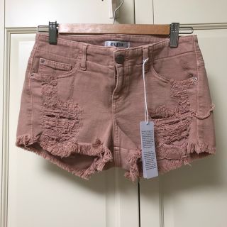 ゲス(GUESS)の【新品未使用】GUESS♡ ショートパンツ(ショートパンツ)