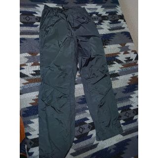 パタゴニア(patagonia)のパタゴニア patagonia シェル パンツ 美品 グレー(登山用品)