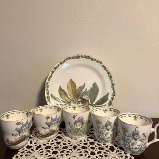 ノリタケ(Noritake)のノリタケ　トトロ　カップ5客と大皿（26cm）セット　美品(食器)