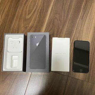 アップル(Apple)のiPhone 8 Space Gray 256GB docomo スペースグレイ(スマートフォン本体)