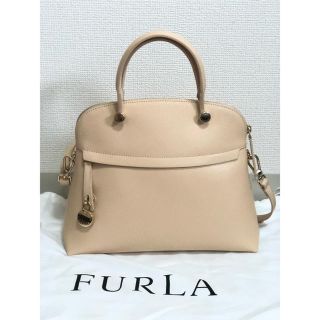 Furla 新品 フルラ パイパー ライトベージュの通販 By J S Shop フルラならラクマ