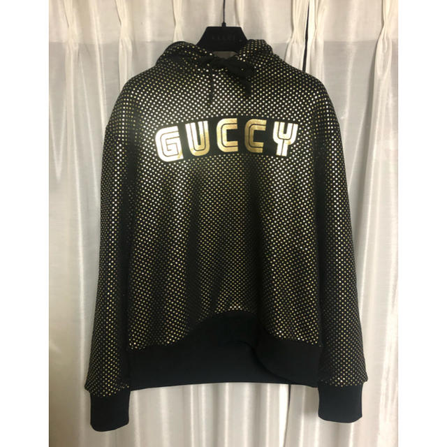 Gucci - 新品正規品(GUCCI) GUCCY ロゴプリント フード付き スウェットシャツ