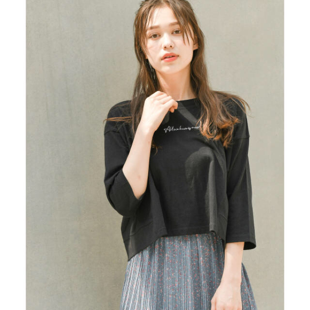 heather(ヘザー)の【新品未使用】heather♡ バックフォトコンパクトT レディースのトップス(Tシャツ(長袖/七分))の商品写真