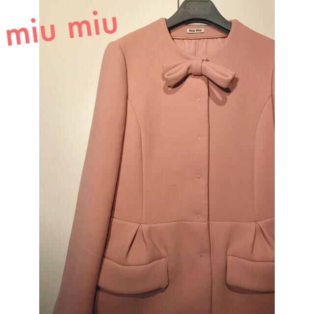 miumiu(ミュウミュウ)の早い者勝ち！miu miu ミュウミュウ リボン コート レディースのジャケット/アウター(ロングコート)の商品写真