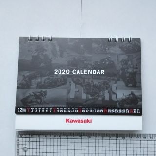 カワサキ(カワサキ)のカワサキ Kawasaki 2020年 卓上カレンダー 【新品･非売品･激レア】(カレンダー/スケジュール)