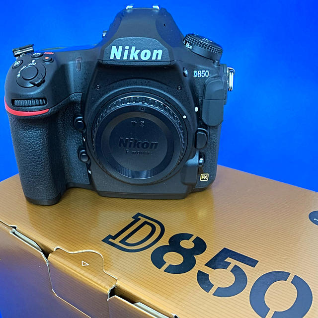 Nikon D850 ボディ バッテリー等おまけ多数D3500