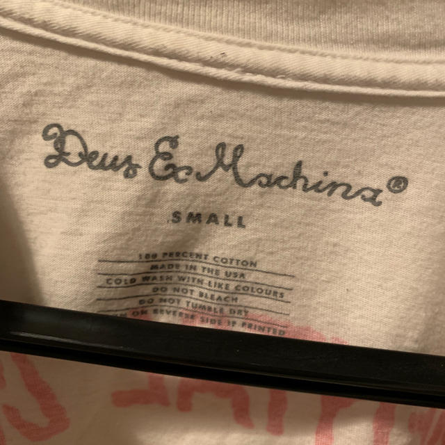 Deus ex Machina(デウスエクスマキナ)の【限定品】Deus LA店4周年記念 Tシャツ Sサイズ メンズのトップス(Tシャツ/カットソー(半袖/袖なし))の商品写真