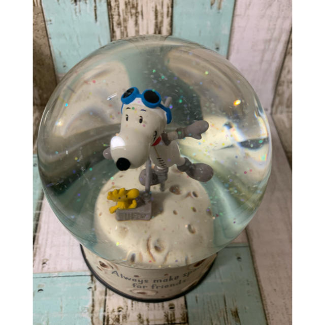 SNOOPY(スヌーピー)のPeanuts (R) Astronaut Snoopy Water Globe インテリア/住まい/日用品のインテリア小物(置物)の商品写真