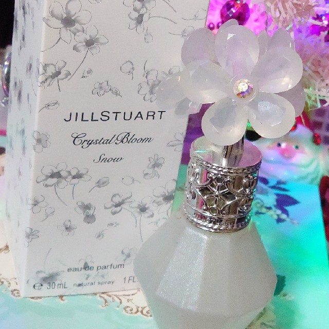 JILLSTUART(ジルスチュアート)のJILLSTUART香水30ml コスメ/美容の香水(香水(女性用))の商品写真