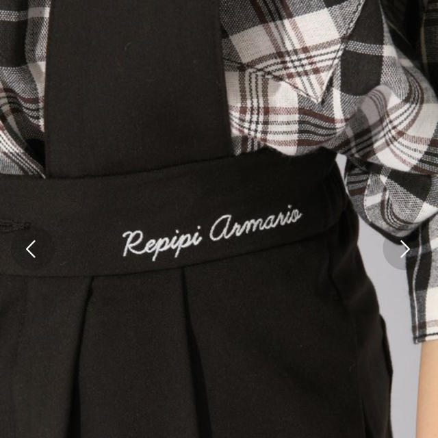 repipi armario(レピピアルマリオ)のサスペンダー付きタックパンツ キッズ/ベビー/マタニティのキッズ服女の子用(90cm~)(パンツ/スパッツ)の商品写真