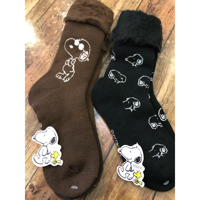 SNOOPY(スヌーピー)のSNOOPY スヌーピー  あったか靴下 裏起毛 ルームソックス 2Pセット レディースのレッグウェア(ソックス)の商品写真