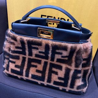 FENDI ミニピーカブー　ムートン　ズッカ柄　フェンディ