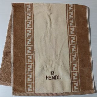 フェンディ(FENDI)のＦＥＮＤＩ　フェイスタオル(タオル/バス用品)