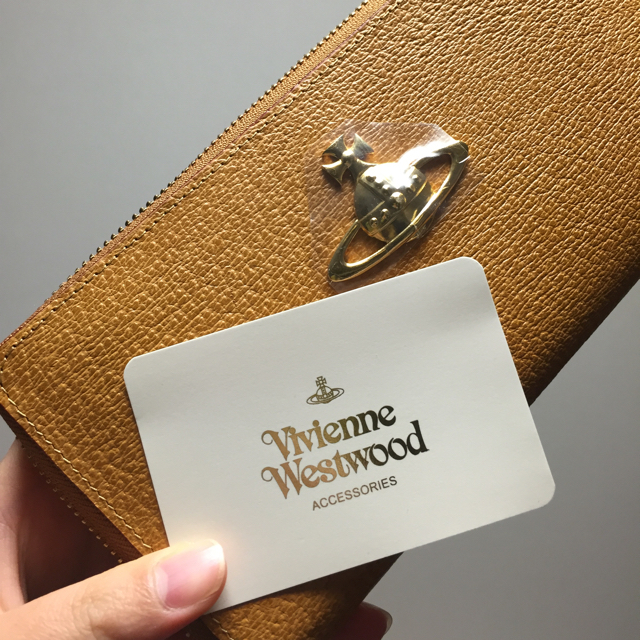 Vivienne Westwood(ヴィヴィアンウエストウッド)の新品✨ヴィヴィアンウエストウッド 長財布 レディースのファッション小物(財布)の商品写真