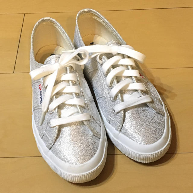 SUPERGA(スペルガ)のスペルガ スニーカー シルバー ラメ レディースの靴/シューズ(スニーカー)の商品写真