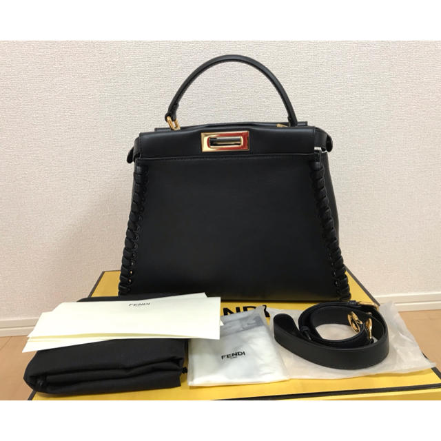 ハンドバッグ ☆御専用☆フェンディ ピーカブー レギュラー ブラック
