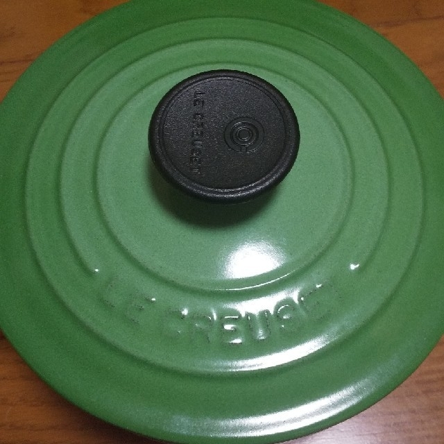 LE CREUSET(ルクルーゼ)の【未使用】ル・クルーゼココット   16㎝ インテリア/住まい/日用品のキッチン/食器(鍋/フライパン)の商品写真