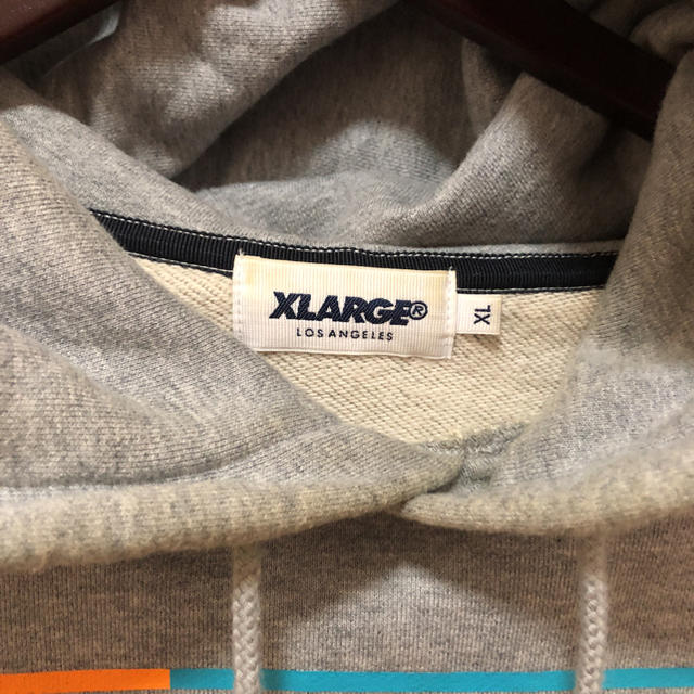 XLARGE(エクストララージ)のエクストララージ  ビックロゴ　パーカー　オーバーサイズ メンズのトップス(パーカー)の商品写真