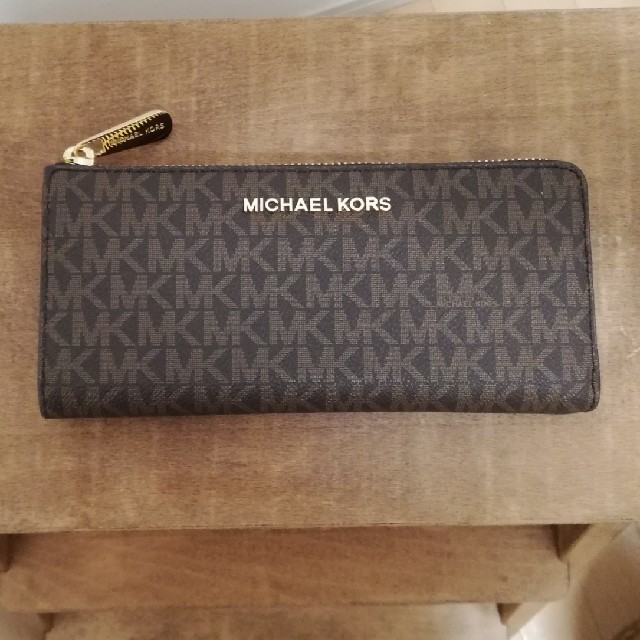 Michael Kors(マイケルコース)のapril様専用◆MICHAEL KORSマイケルコースモノグラム長財布 レディースのファッション小物(財布)の商品写真