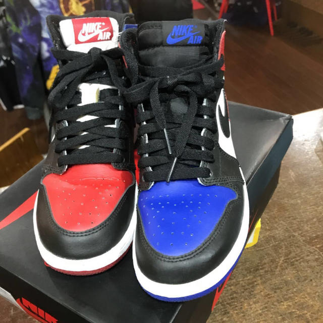 ナイキ エアジョーダン1  トップ3 nike airjordan1 TOP3