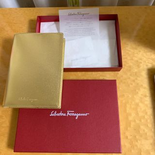 サルヴァトーレフェラガモ(Salvatore Ferragamo)のフェラガモクリスマス特別製作ブックカバーメモ帳(ノベルティグッズ)