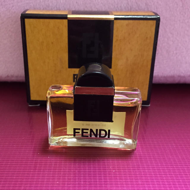 FENDI(フェンディ)の未使用 FENDI香水 コスメ/美容の香水(香水(女性用))の商品写真